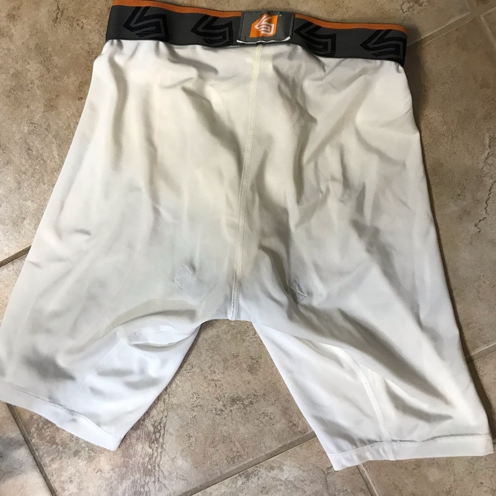 👟Shock Doctor Compression Shorts - Picture 5 of 7